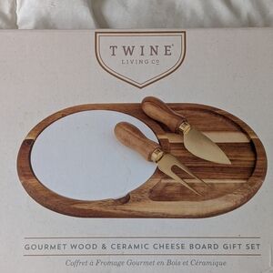 Twine Living Co. Cheese Board Gift Set
